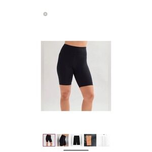 NEW Girlfriend Collective High Waist Bike Shorts -‎ Black - XS